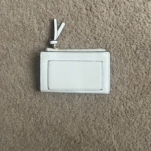 White key wallet